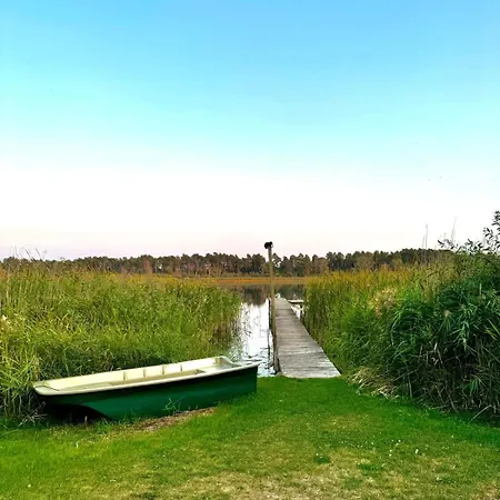 Nad Jeziorem Z Wlasnym Pomostem Ferienhaus Zaleze (Pyrzyce)